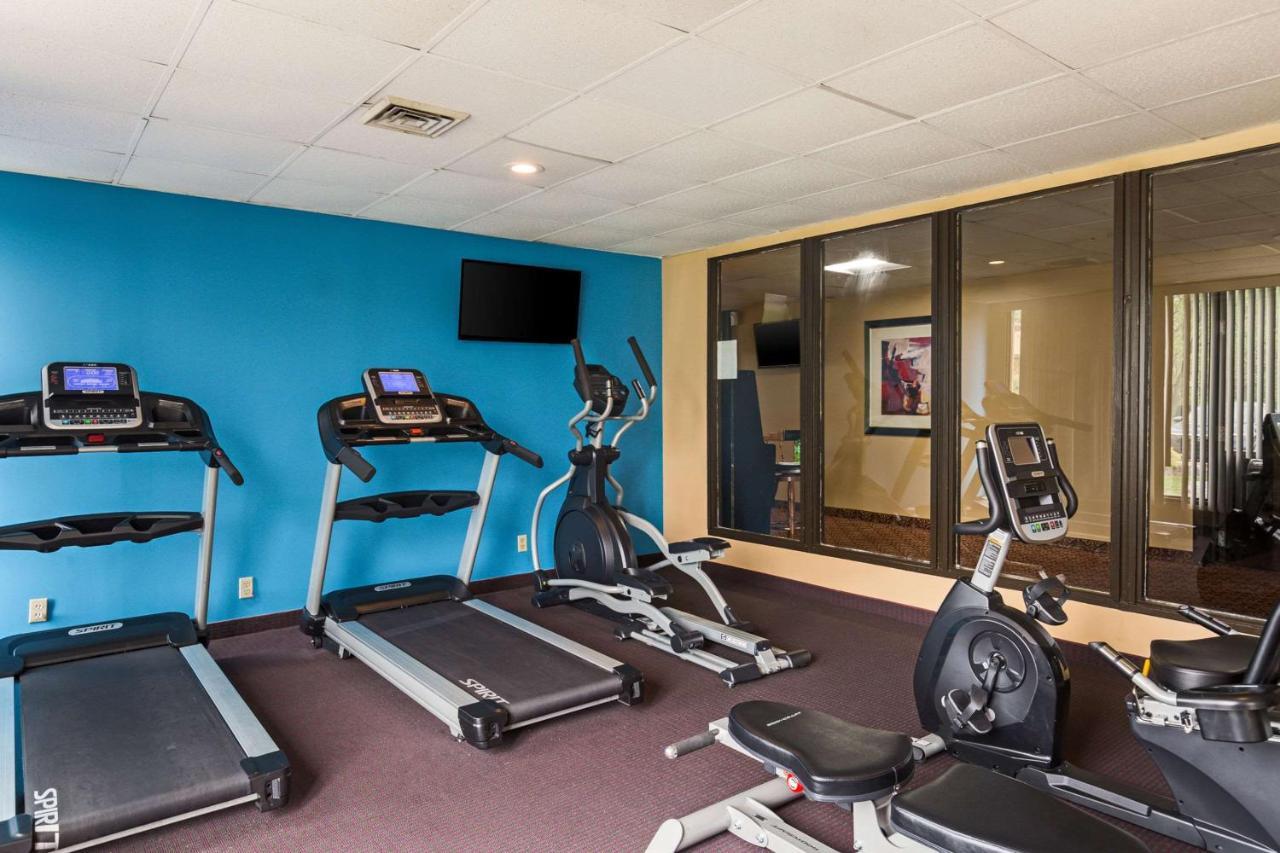 Fairmount Inn & Suites - Stroudsburg, Poconos Delaware Water Gap Bagian luar foto